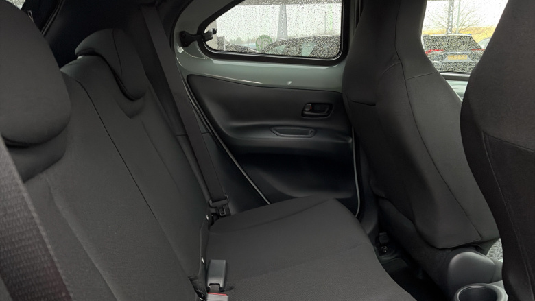 Toyota Aygo X 1.0 VVT-i Edge 5dr Petrol Hatchback